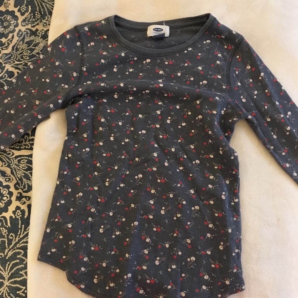 🌟Floral Old Navy Thermal Top🌟